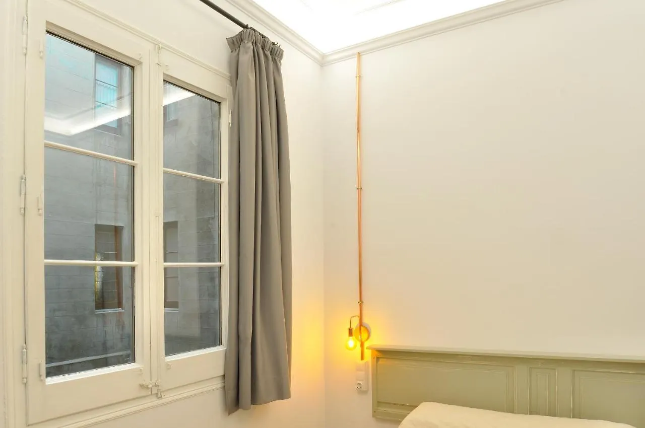 Guest house Hostal Girona Barcelona