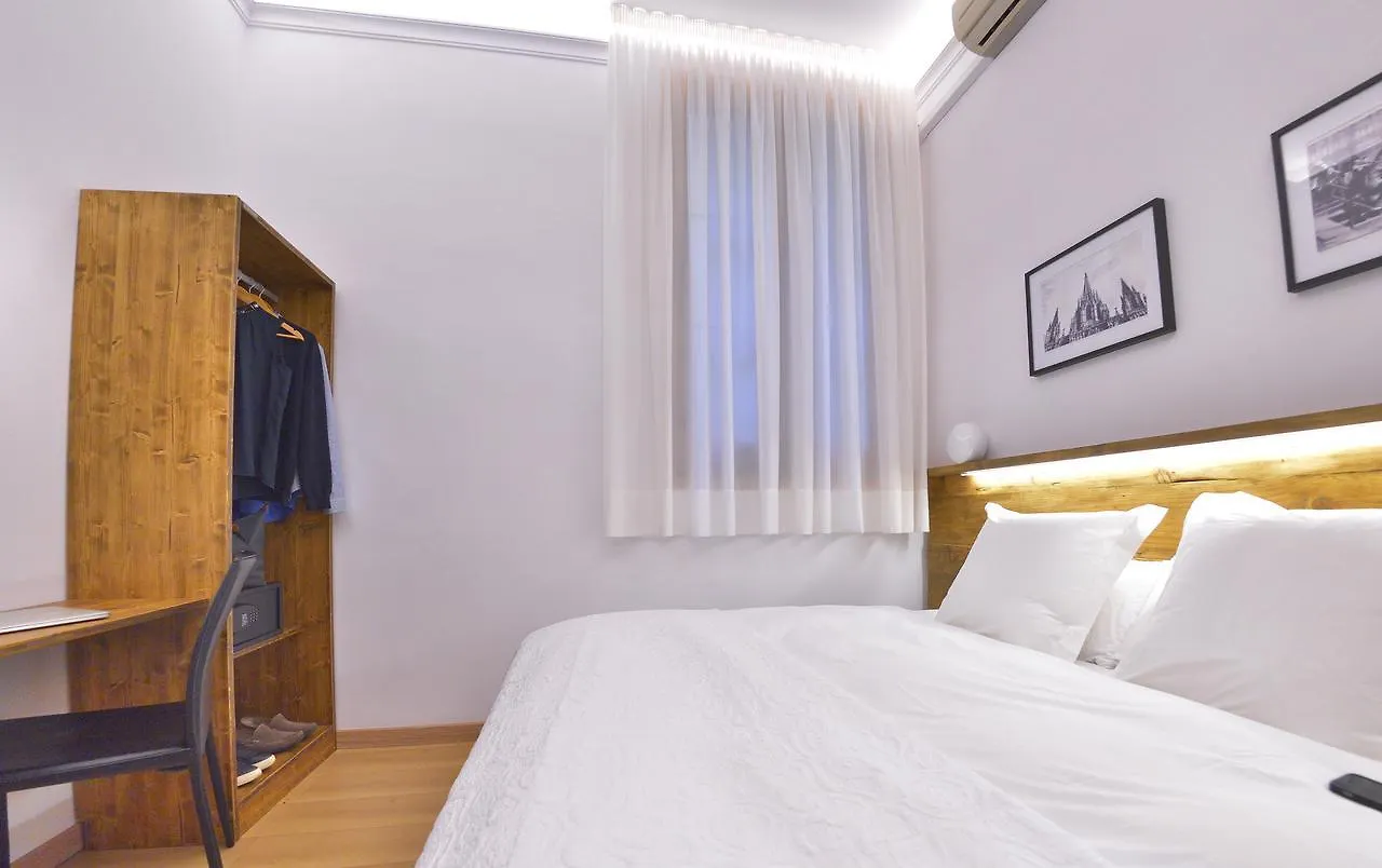 Hostal Girona Βαρκελώνη Πανσιόν