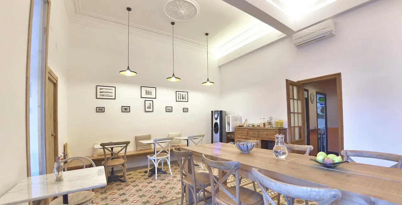 Hostal Girona Βαρκελώνη 2*,