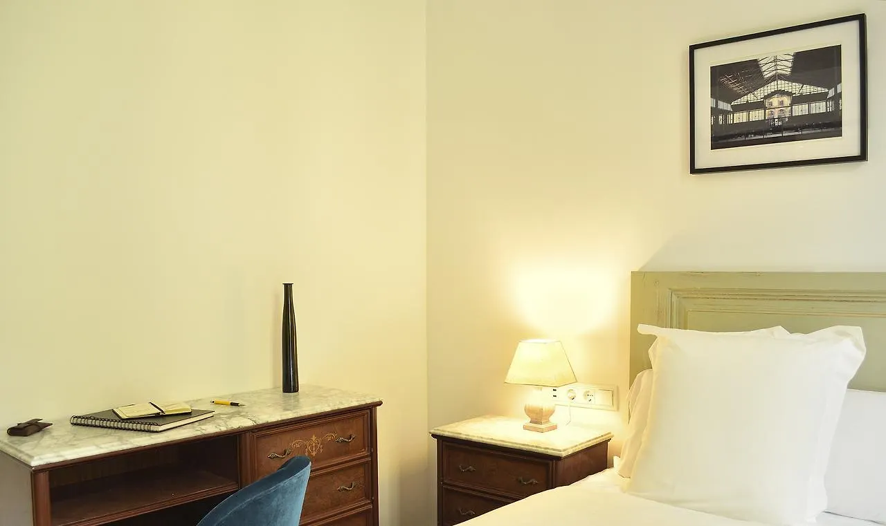 ** Πανσιόν Hostal Girona Βαρκελώνη Ισπανία