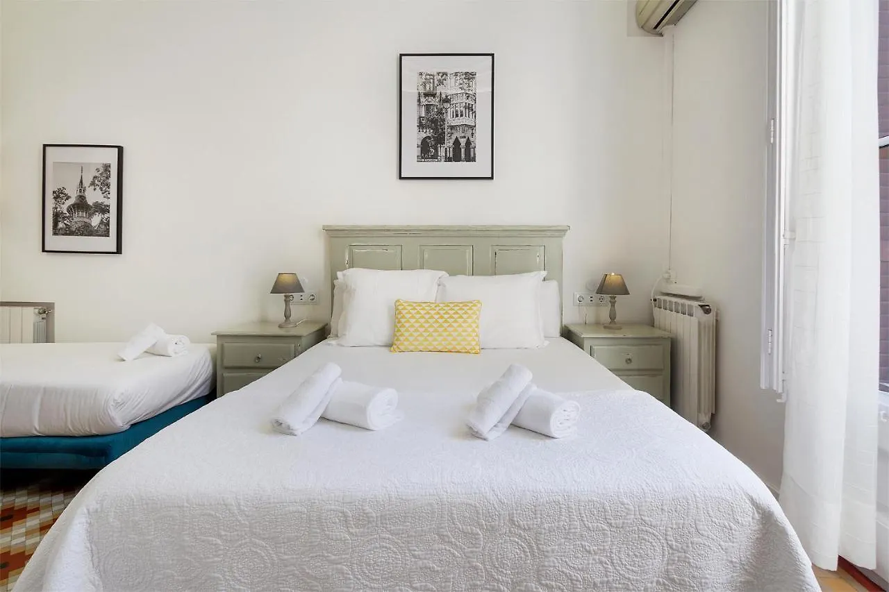 Hostal Girona Βαρκελώνη Πανσιόν